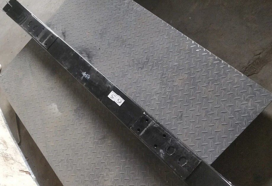 «Отбойник передний 8х4 J6 2802070-78C» – №1