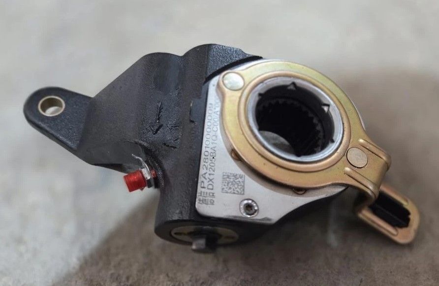 «Рычаг рег. тормозной передний R J6P Автомат 3501210BA1Q-C00/C» – №1