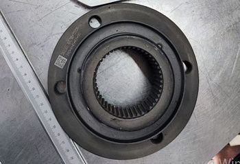 «Фланец проходного вала среднего моста 2502166ZA9T/A J7» – №1