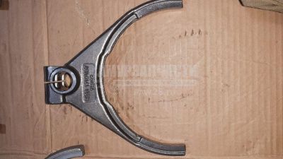 «Кронштейн с подушкой перед ДВС FAW J6 1001035-76A» – №2