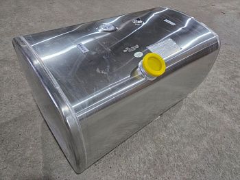 «Бак топливный Faw J6 1101010-60A 107х65х63 420 л» – №1