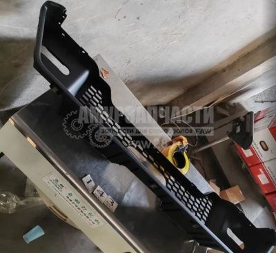 «Крышка нижней облицовки бампера J7 2803050-2037/B» – №1