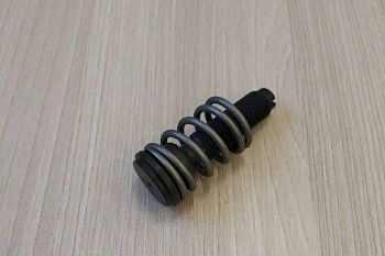 «Болт рег. в сборе с пружиной выпускного клапана CA6DM Е-5 1007120E81DY» – №1