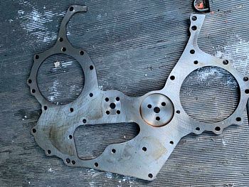 «Пластина (проставка) лобовины ДВС CA6DL 1002076-36D» – №1