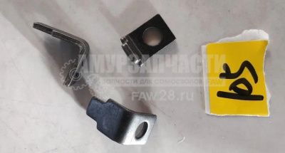 «Стопор гайки среднего моста 2502182-A0E» – №1