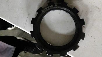 «Гайка бортового редуктора 2405046-A6E» – №1