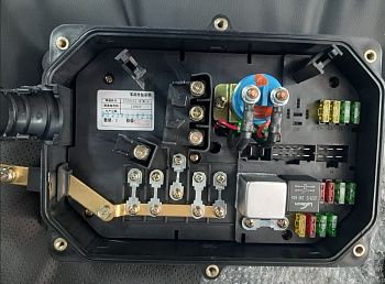 «Блок распределительный в сборе J6 3722150A81W-C00» – №1