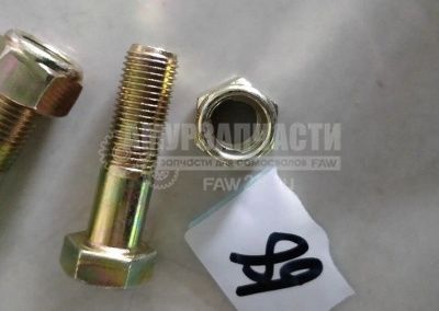 «Болт+гайка межосевого кардана М14х1,5х55мм Q1851450T » – №1