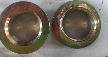 «Гайка фланца редуктора зад/сред моста J6 2402069-A0E» – №1