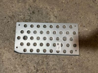 «Ступенька средней подножки  R 5103034B50A/BL01 » – №1