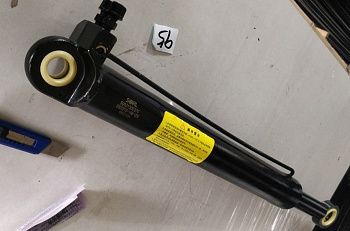 «Гидроцилиндр подъема кабины J6 E5 5002015-14В-С00/В SORL» – №1