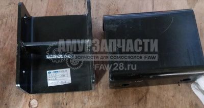 «Кронштейн радиатора L 1302075-13C/B» – №1