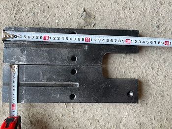 «Пластина ( ограничитель хода) рессоры L Faw J6 Е3/E4» – №1