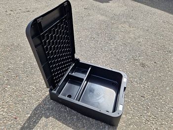 «Ящик вещевой дополнительный FAW J6» – №1