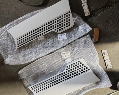 «Накладка решетки капота верхняя R FAW J7 5302072-B90/D» – №1