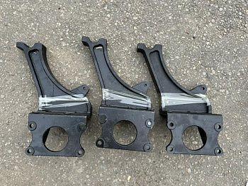 «Кронштейн кабины R 5001012-13C 8х4 J6» – №1