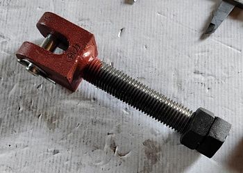 «Вилка крюка борта Faw J6» – №1