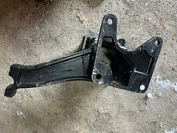 «Кронштейн кабины (ГУРа) FAW J6  3403016-14B/A 6х4» – №1