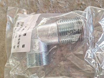 «Штуцер компрессора 2-х цилиндрового DM угловой» – №1