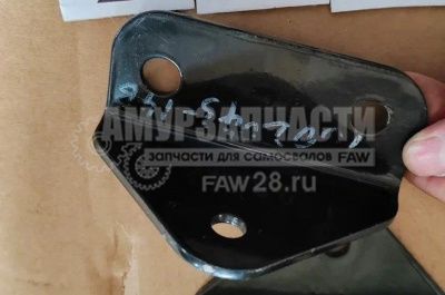 «Кронштейн крепления радиатора 1302043-14B/A» – №1