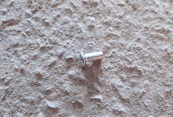 «Винт передней ступицы 3001066-AOS» – №1