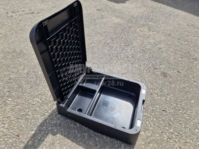 «Ящик вещевой дополнительный FAW J6» – №1