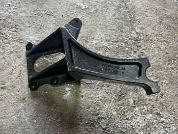 «Кронштейн кабины R 5001012-14B/A 6х4 J6» – №1