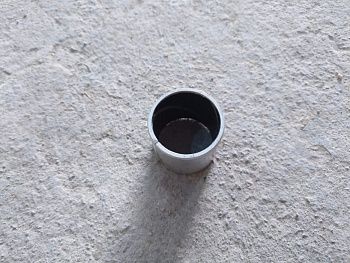 «Втулка шкворня J7 3001026AA1QB» – №1